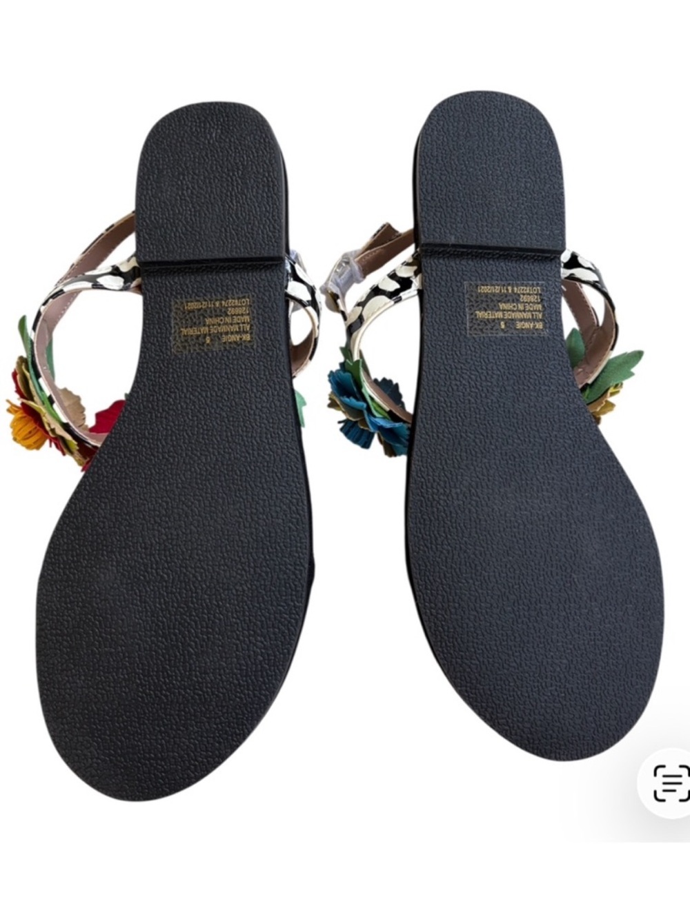 NEW Betsey Johnson Angie Floral Sandals Women’s Size 5 - Picture 6 of 6